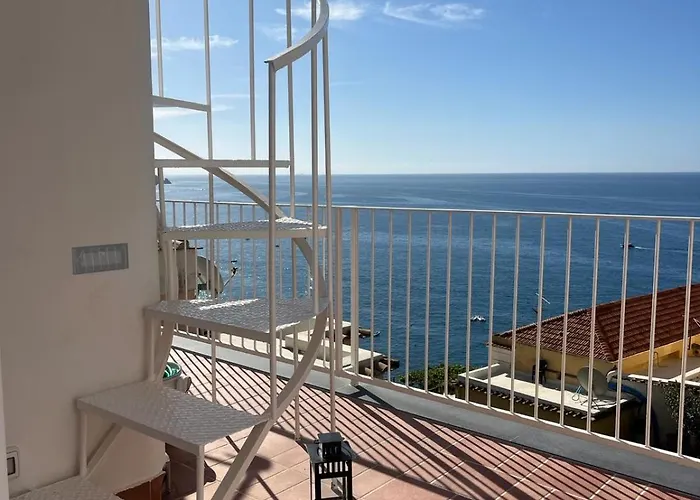 Casa *